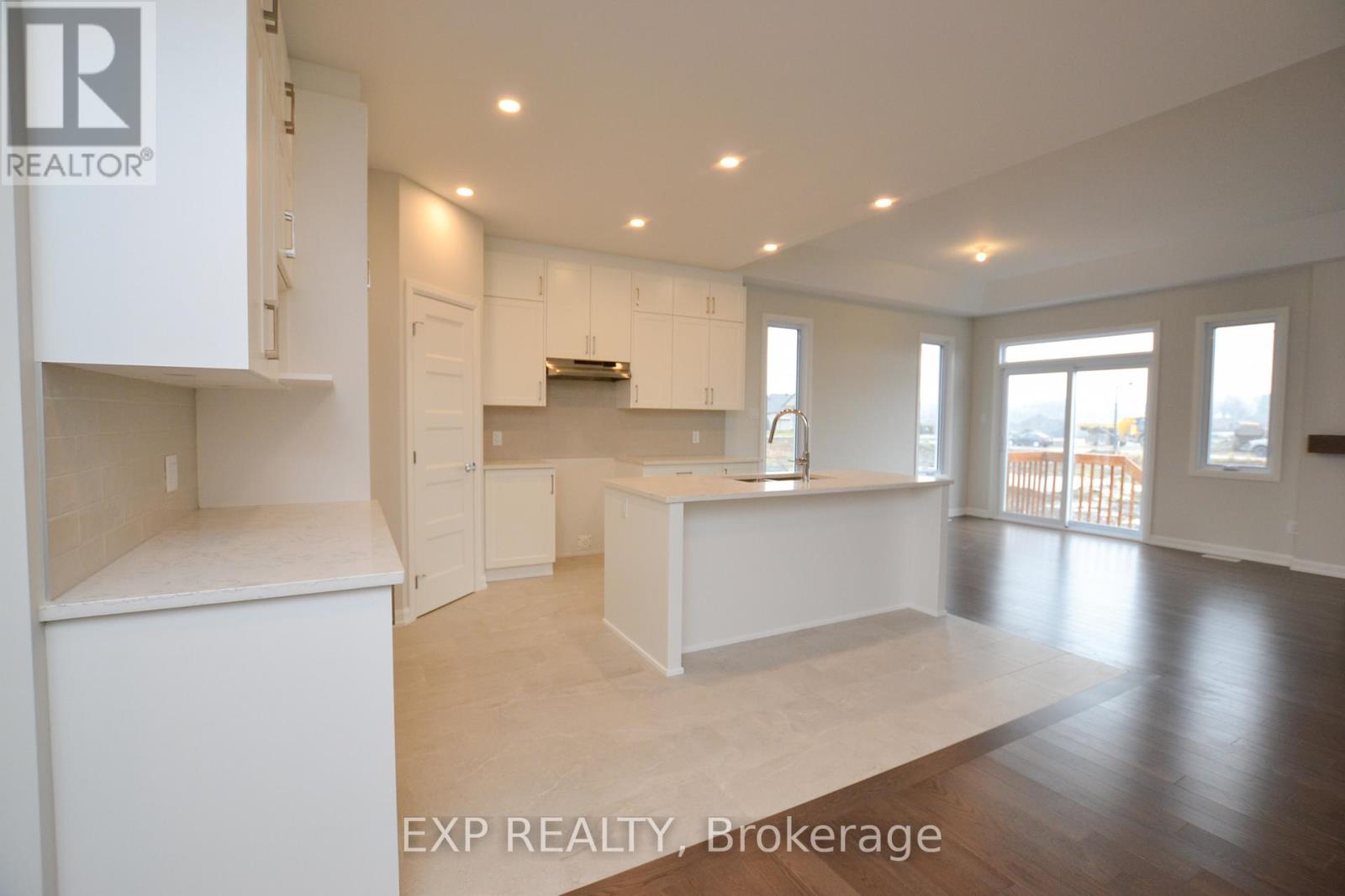 310 Turquoise Street, Clarence-Rockland, Ontario  K4K 0L5 - Photo 6 - X13107914