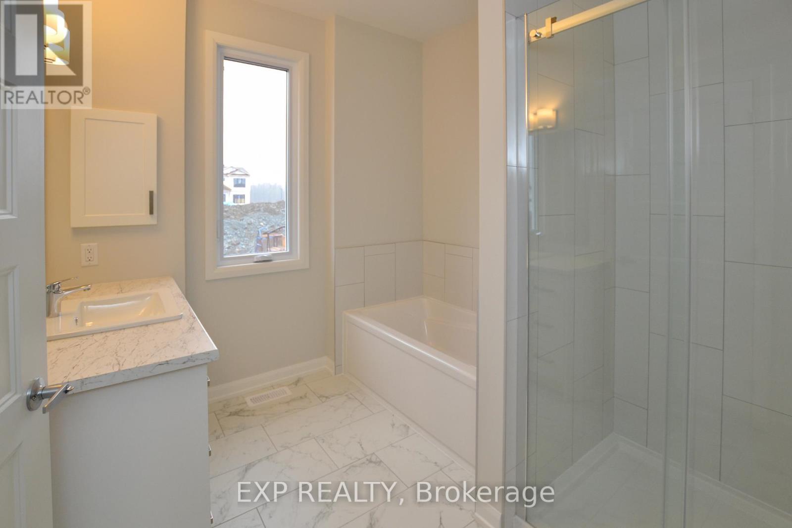 310 Turquoise Street, Clarence-Rockland, Ontario  K4K 0L5 - Photo 8 - X13107914