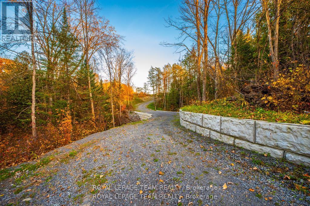1201 DUNNING ROAD, Ottawa, Ontario