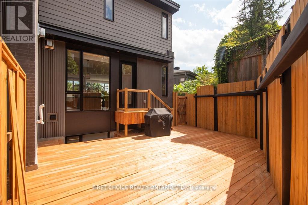 296 Riverdale Avenue, Ottawa, Ontario  K1S 1R1 - Photo 32 - X13108300