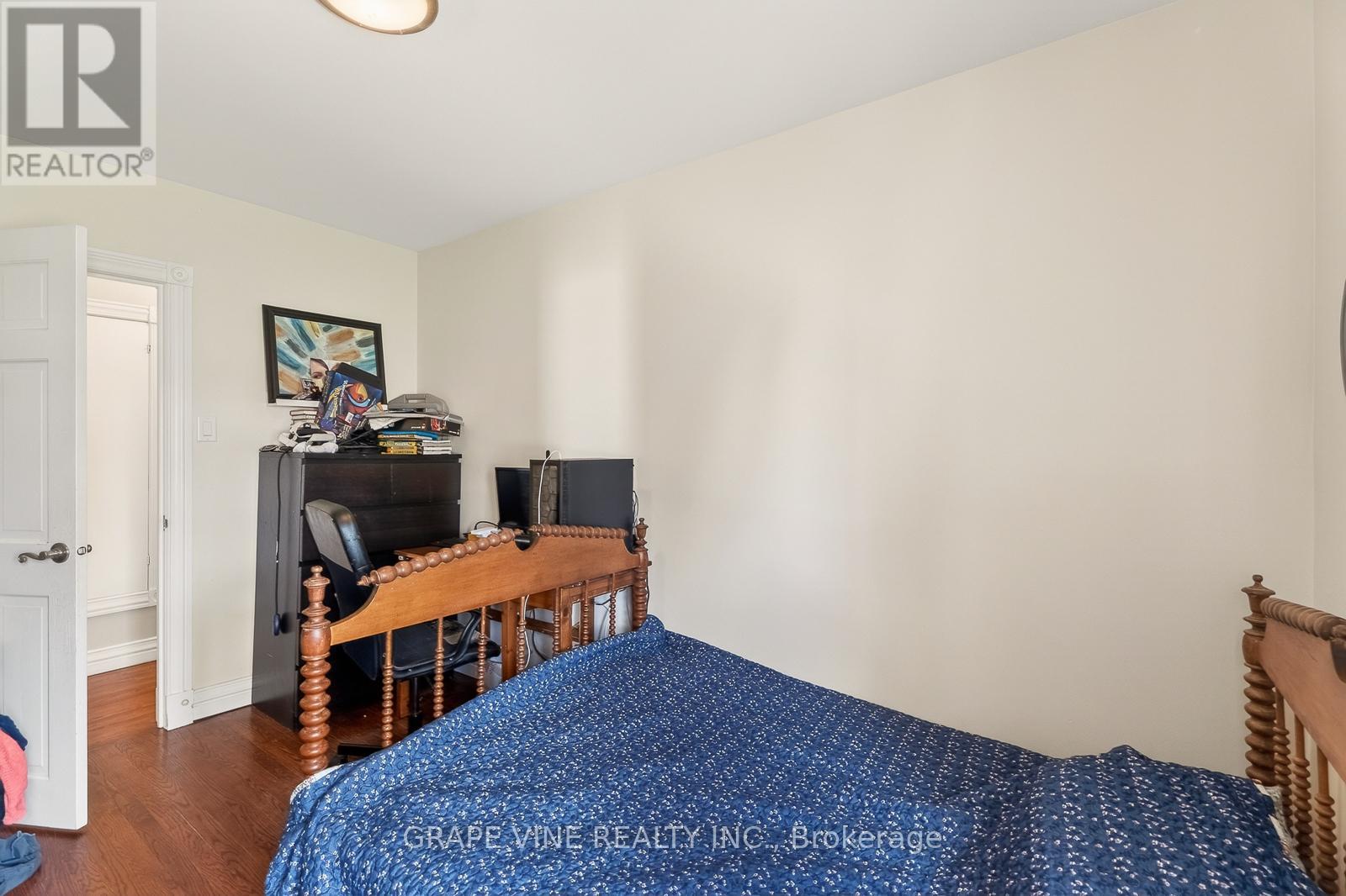 46 Macfarlane Road, Ottawa, Ontario  K2E 6V5 - Photo 14 - X13108908