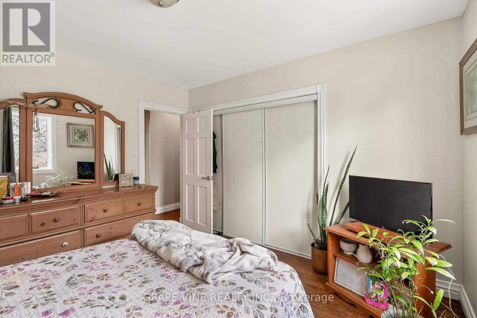 46 Macfarlane Road, Ottawa, Ontario  K2E 6V5 - Photo 16 - X13108908