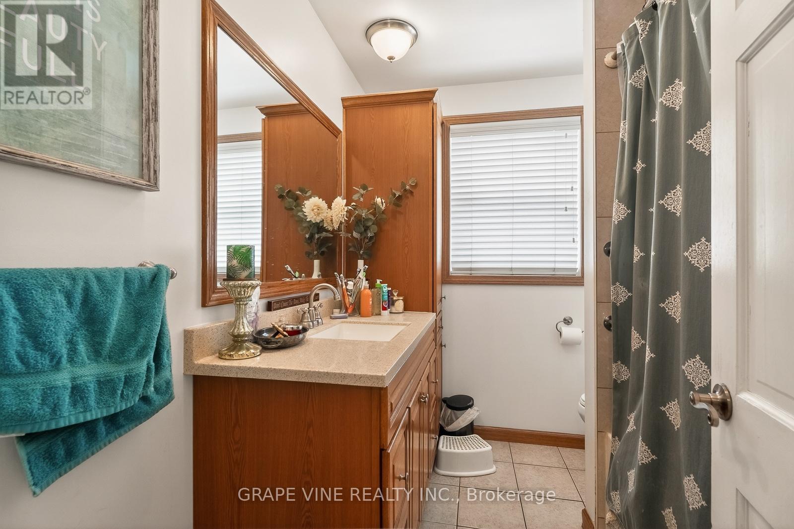46 Macfarlane Road, Ottawa, Ontario  K2E 6V5 - Photo 17 - X13108908