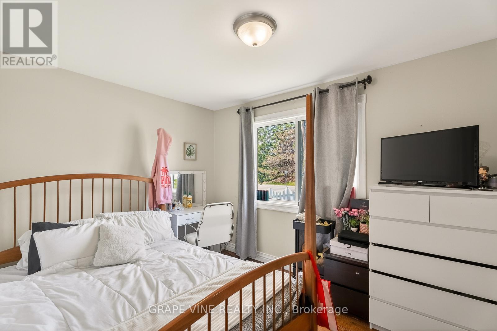 46 Macfarlane Road, Ottawa, Ontario  K2E 6V5 - Photo 18 - X13108908