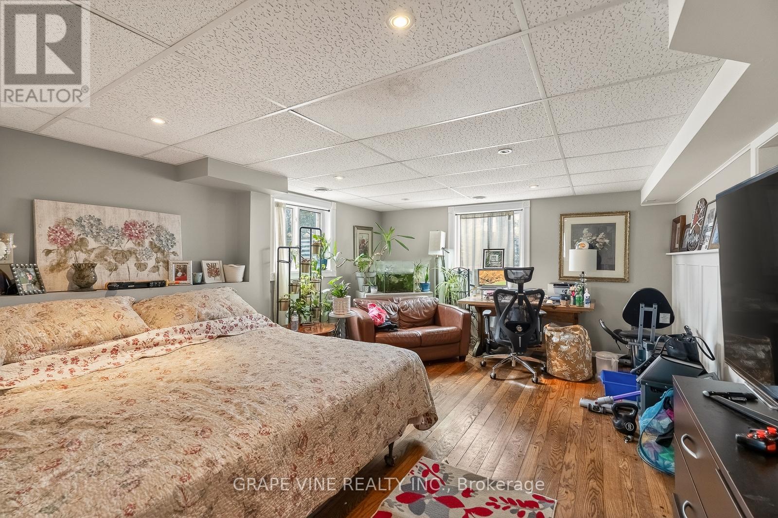 46 Macfarlane Road, Ottawa, Ontario  K2E 6V5 - Photo 23 - X13108908
