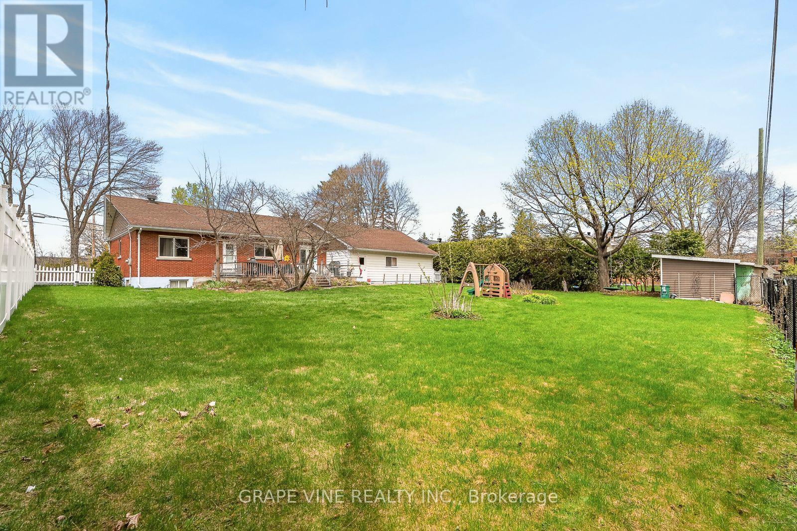46 Macfarlane Road, Ottawa, Ontario  K2E 6V5 - Photo 31 - X13108908