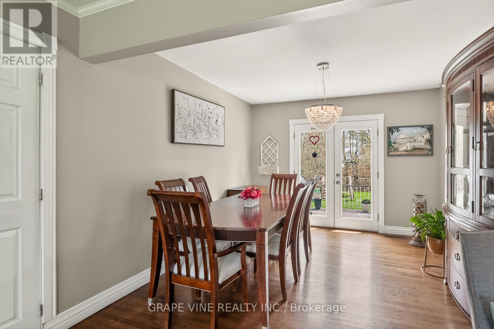 46 Macfarlane Road, Ottawa, Ontario  K2E 6V5 - Photo 9 - X13108908
