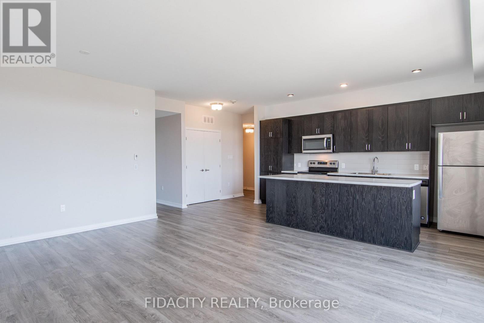H - 225 Citiplace Drive, Ottawa, Ontario  K2E 0A8 - Photo 6 - X13108924