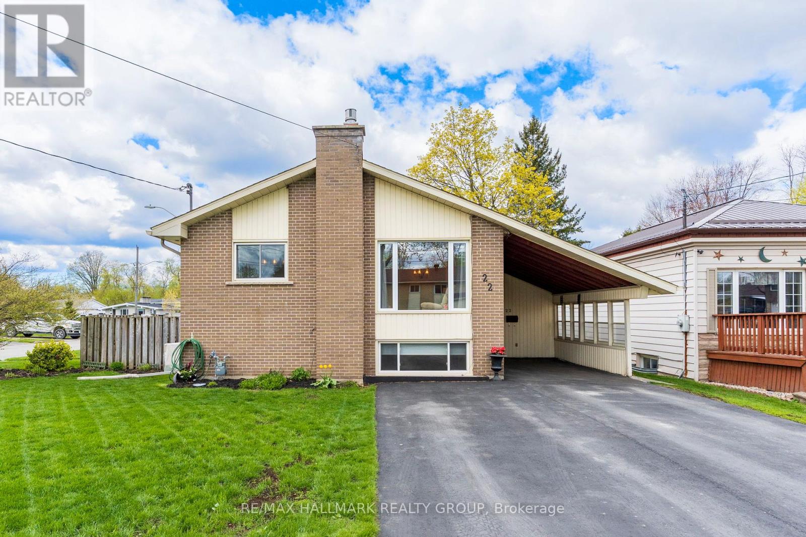 22 ELM AVENUE, Brockville, Ontario