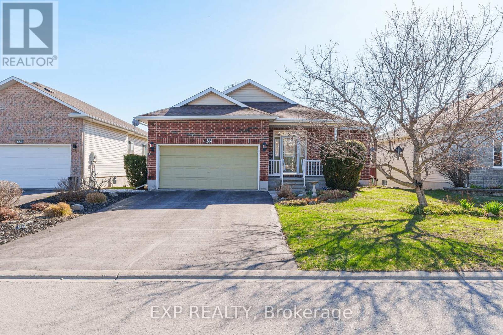 434 MOFFATT STREET, Carleton Place, Ontario