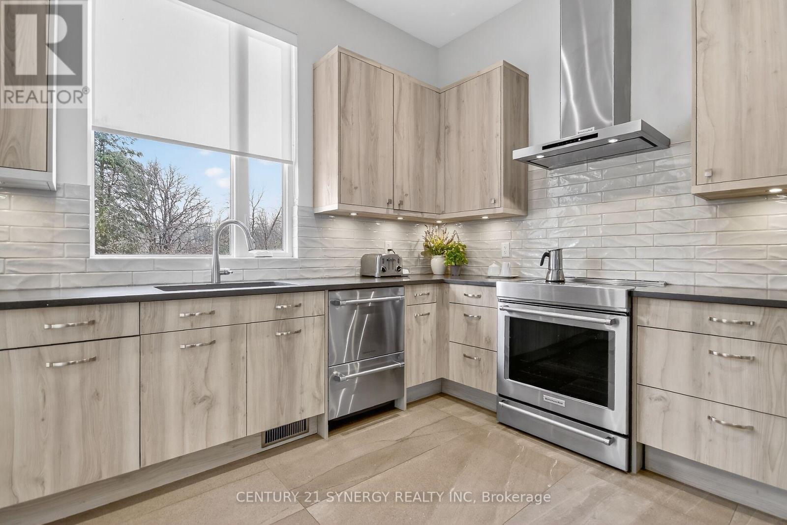 120 Derbeyshire Street, Ottawa, Ontario  K2W 0E7 - Photo 20 - X13110372