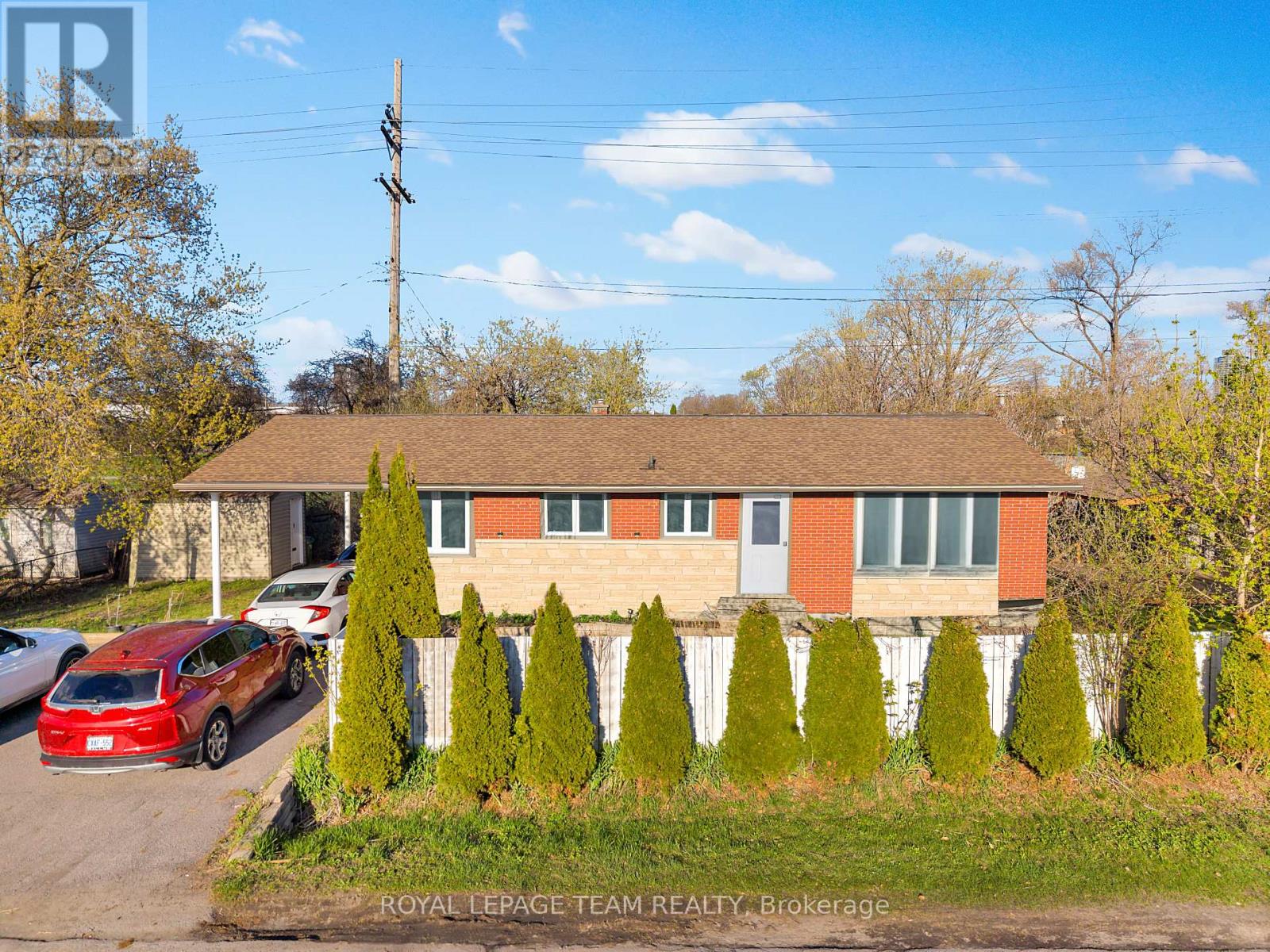 925 MOORVALE STREET, Ottawa, Ontario