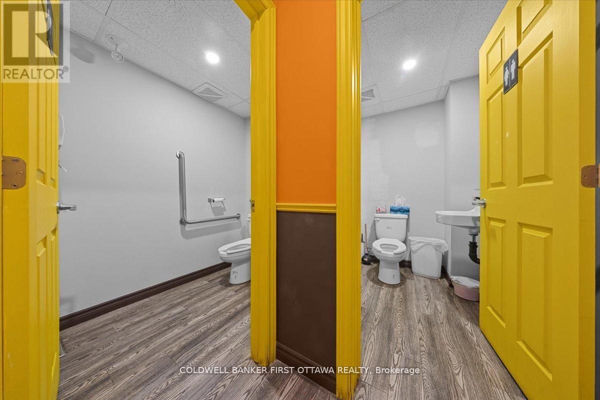827 Somerset Street W, Ottawa, Ontario  K1R 6R4 - Photo 14 - X13111302