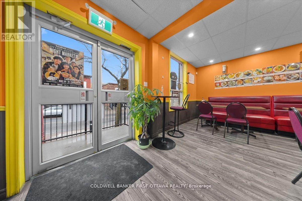 827 Somerset Street W, Ottawa, Ontario  K1R 6R4 - Photo 12 - X13111330