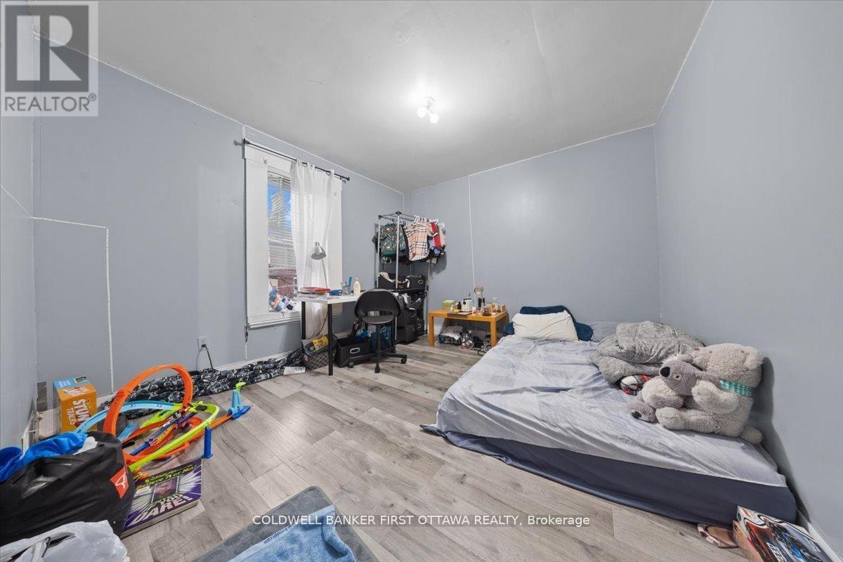 827 Somerset Street W, Ottawa, Ontario  K1R 6R4 - Photo 15 - X13111330