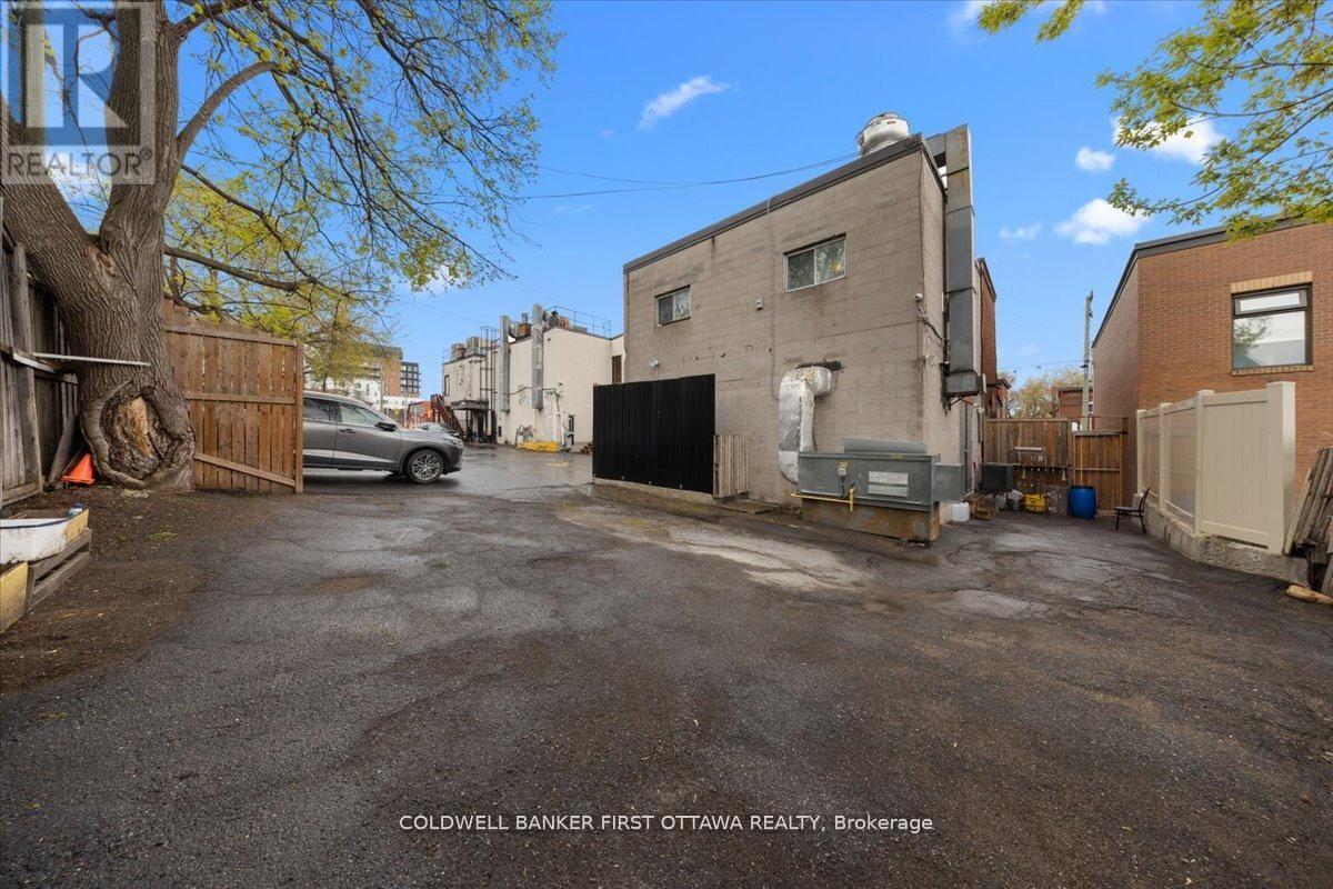 827 Somerset Street W, Ottawa, Ontario  K1R 6R4 - Photo 29 - X13111330