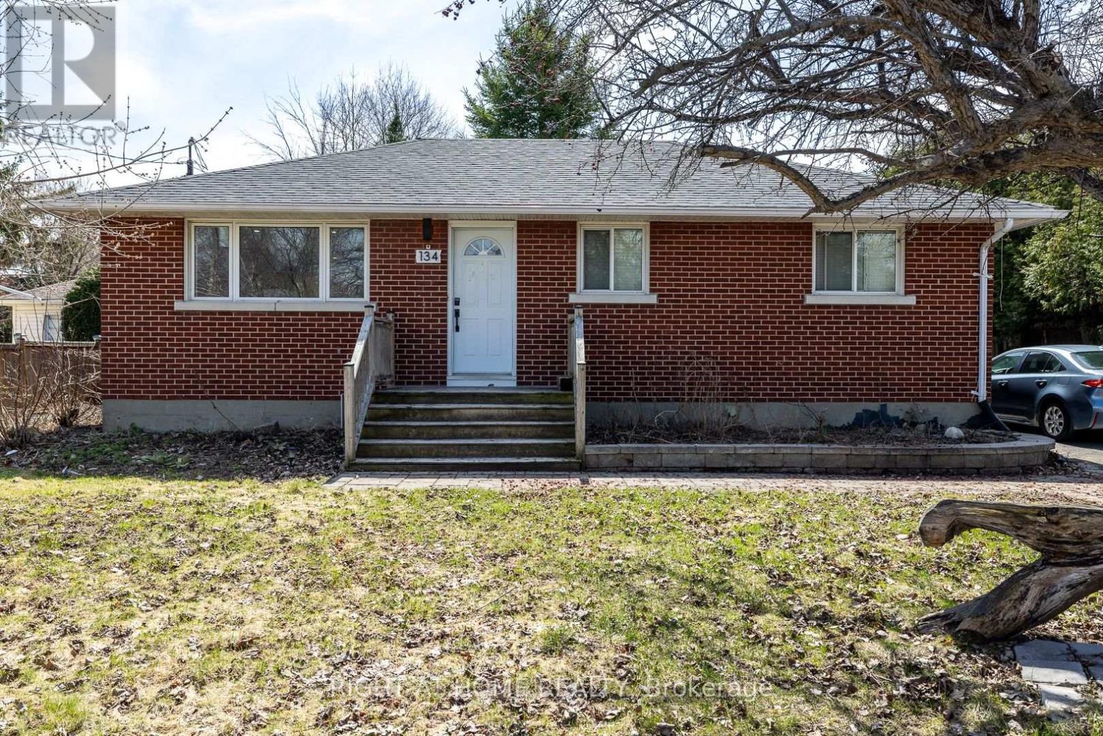 134 DAVID DRIVE, Ottawa, Ontario