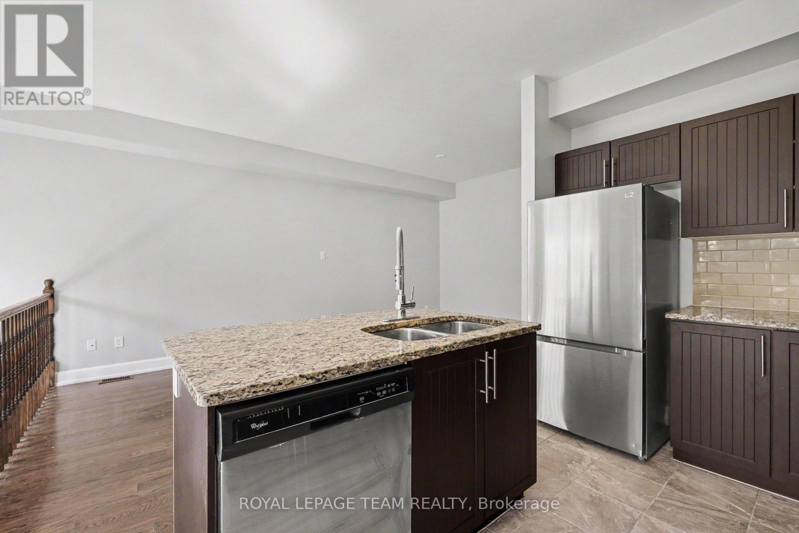 27 Dundalk Private, Ottawa, Ontario  K2J 0J5 - Photo 10 - X13112012
