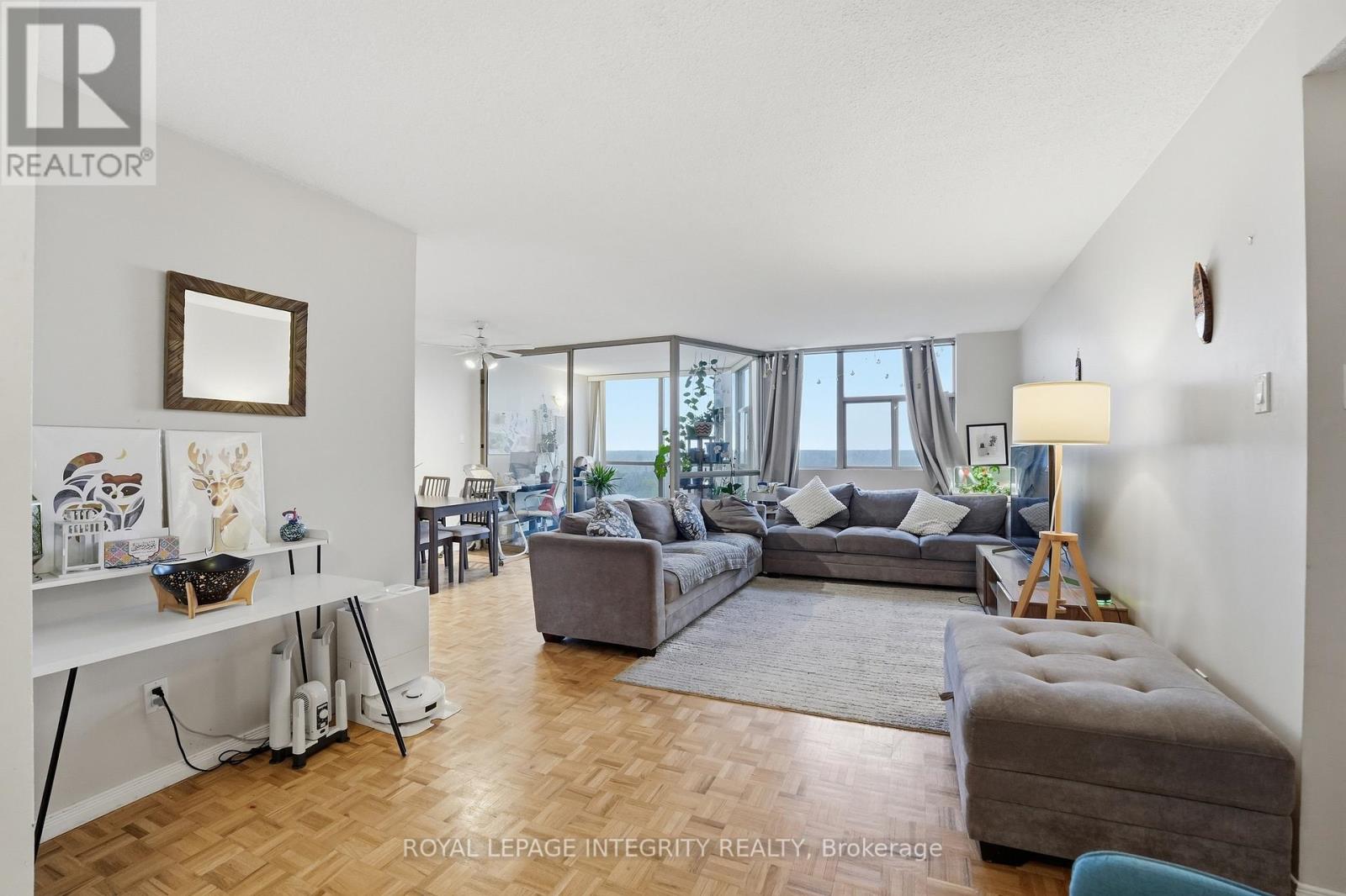 1208 - 2760 Carousel Crescent, Ottawa, Ontario  K1T 2N4 - Photo 4 - X13112302