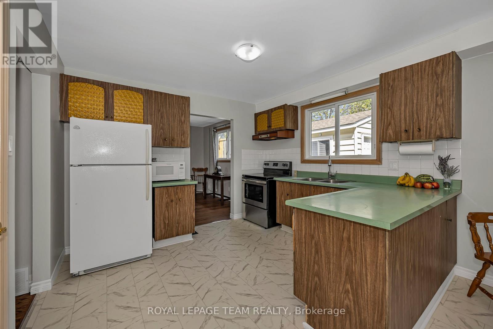 73 Southpark Drive, Ottawa, Ontario  K1B 3B5 - Photo 11 - X13112838