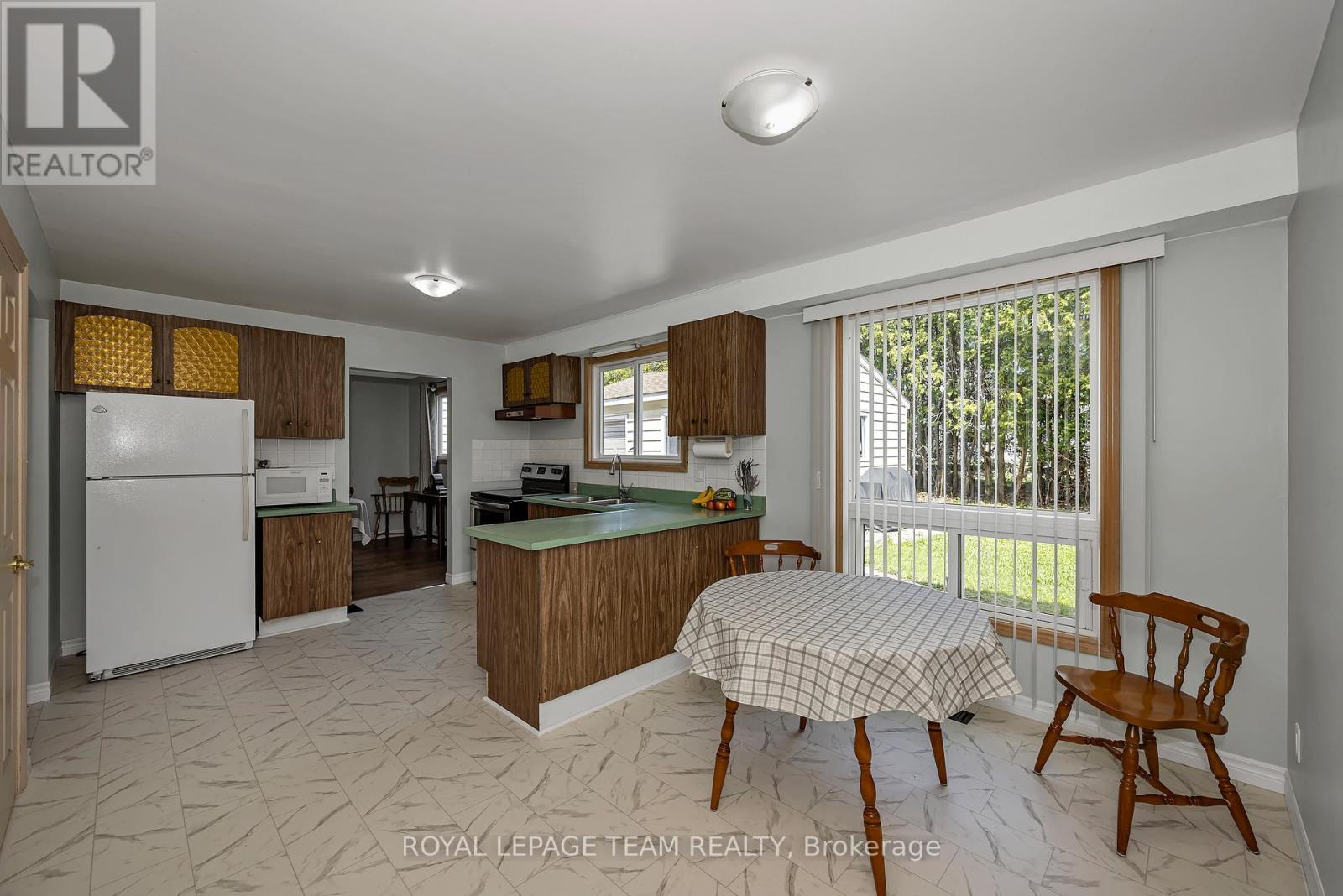 73 Southpark Drive, Ottawa, Ontario  K1B 3B5 - Photo 16 - X13112838