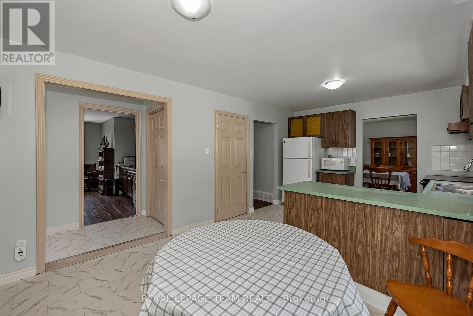 73 Southpark Drive, Ottawa, Ontario  K1B 3B5 - Photo 17 - X13112838