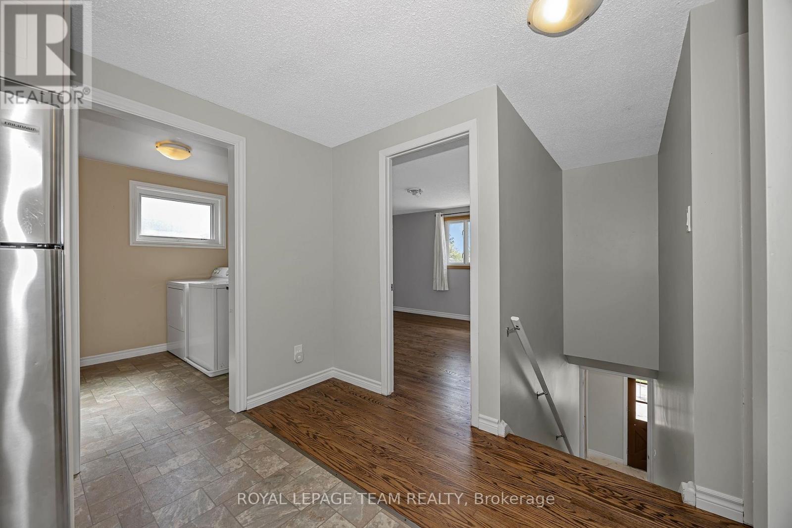 73 Southpark Drive, Ottawa, Ontario  K1B 3B5 - Photo 23 - X13112838
