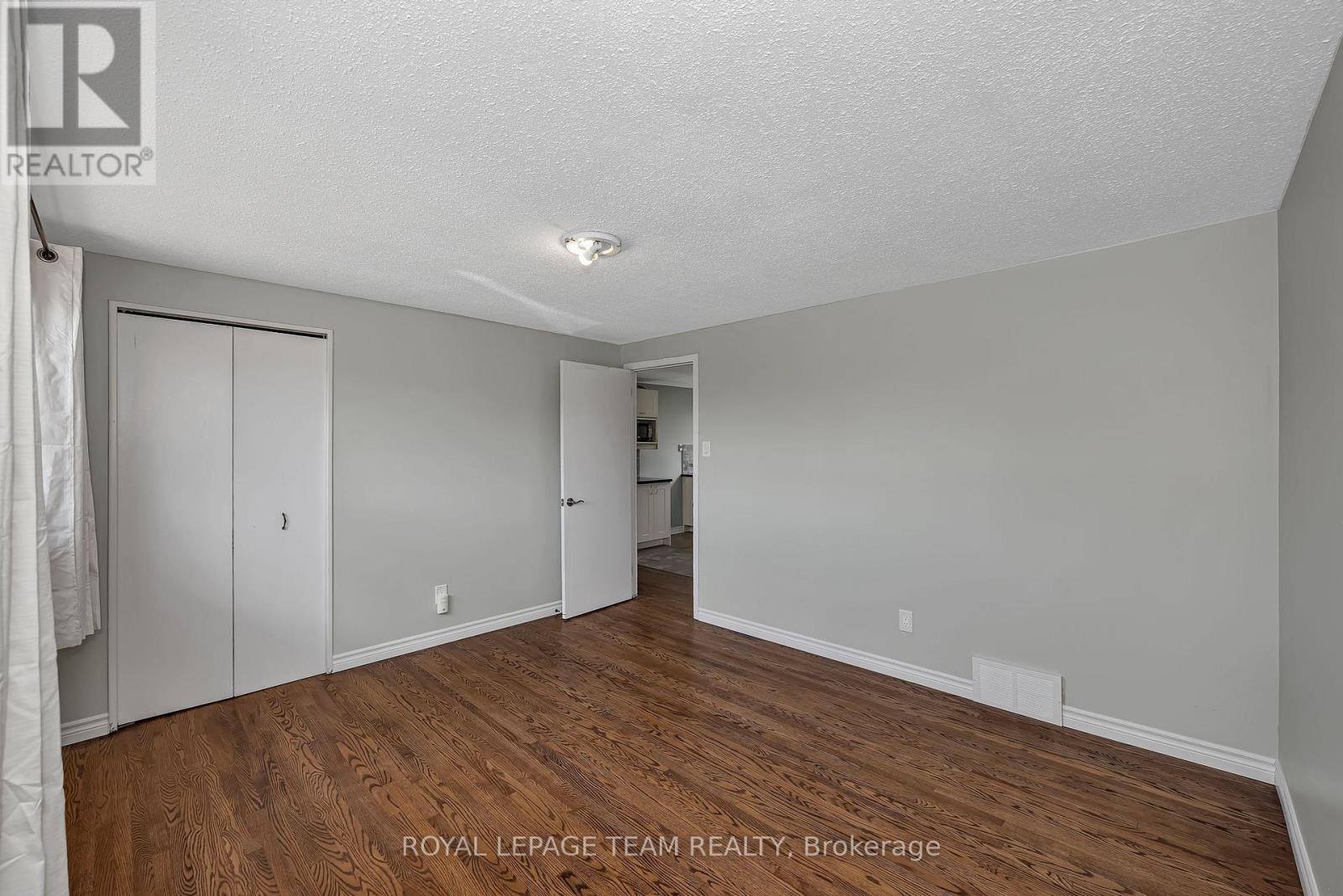 73 Southpark Drive, Ottawa, Ontario  K1B 3B5 - Photo 34 - X13112838