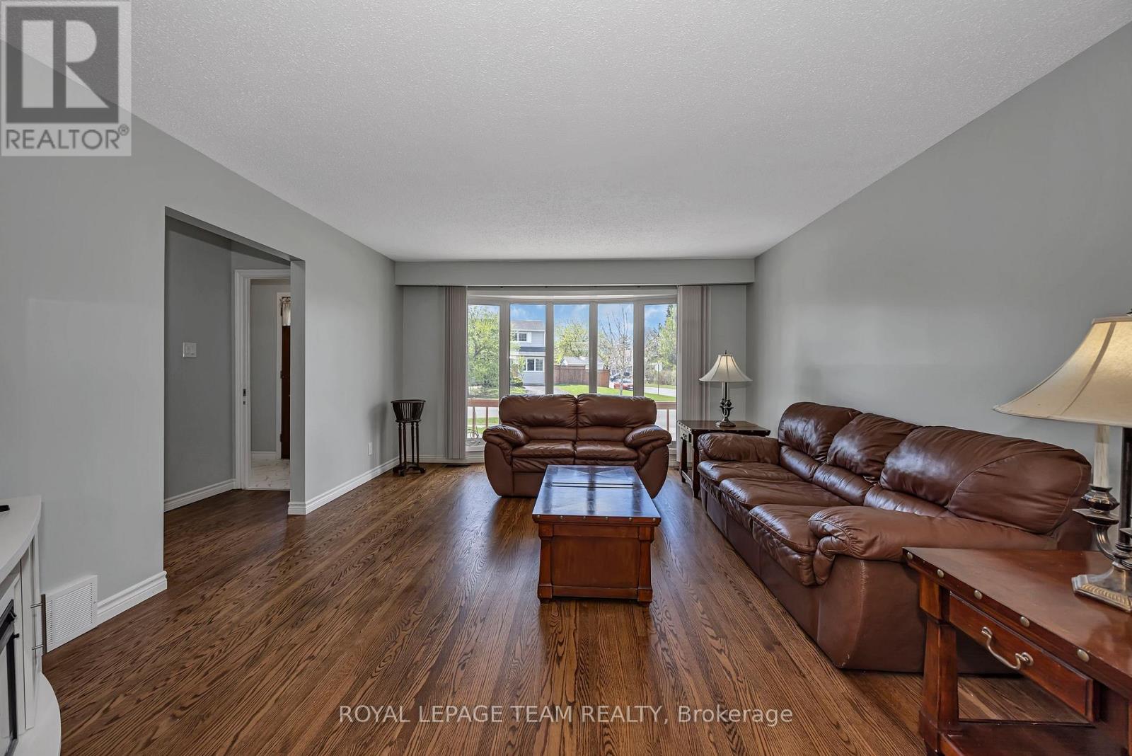 73 Southpark Drive, Ottawa, Ontario  K1B 3B5 - Photo 7 - X13112838