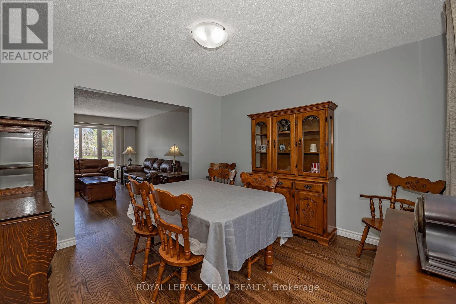 73 Southpark Drive, Ottawa, Ontario  K1B 3B5 - Photo 9 - X13112838