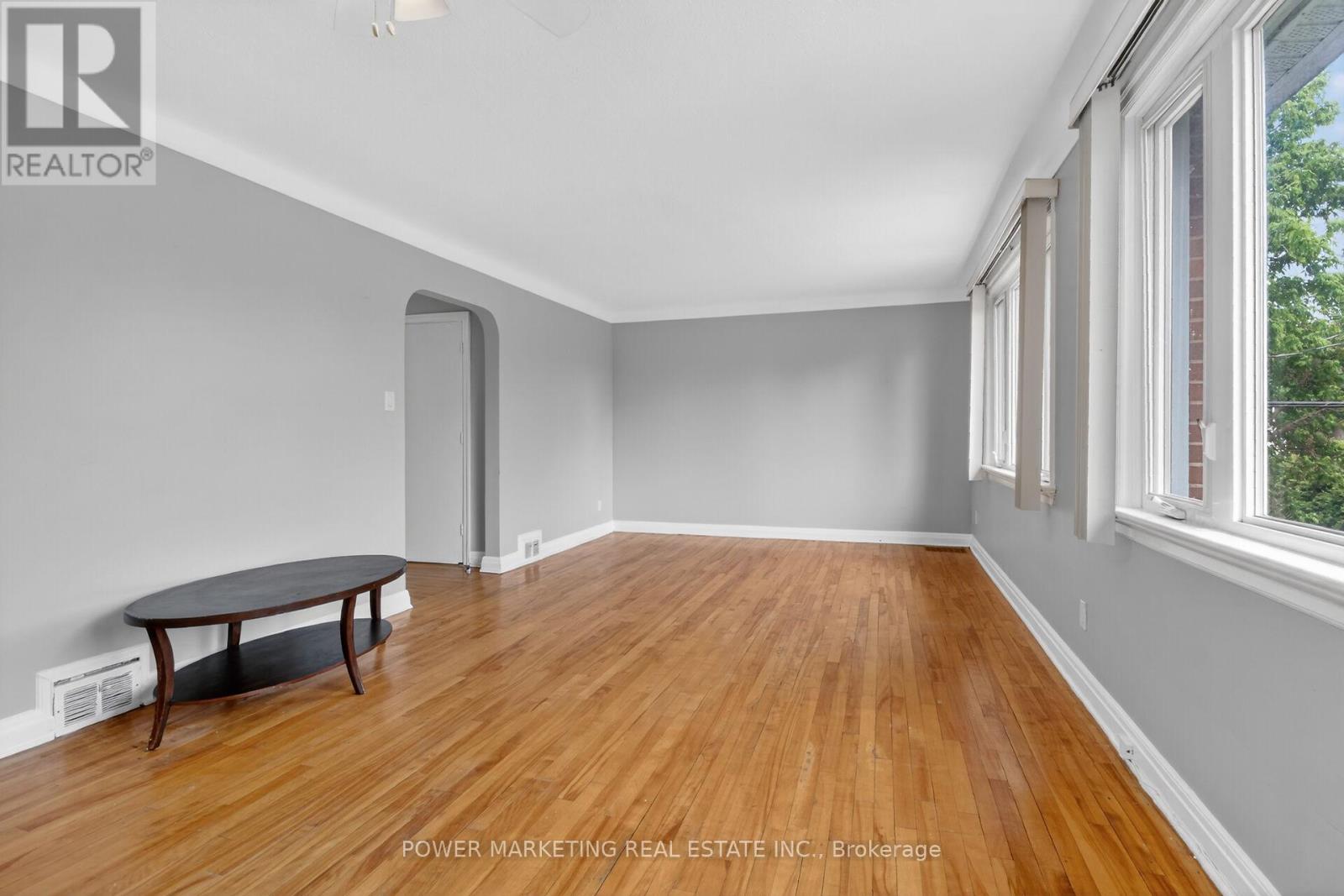 391 Greenwood Avenue, Ottawa, Ontario  K2A 0X4 - Photo 4 - X13112884