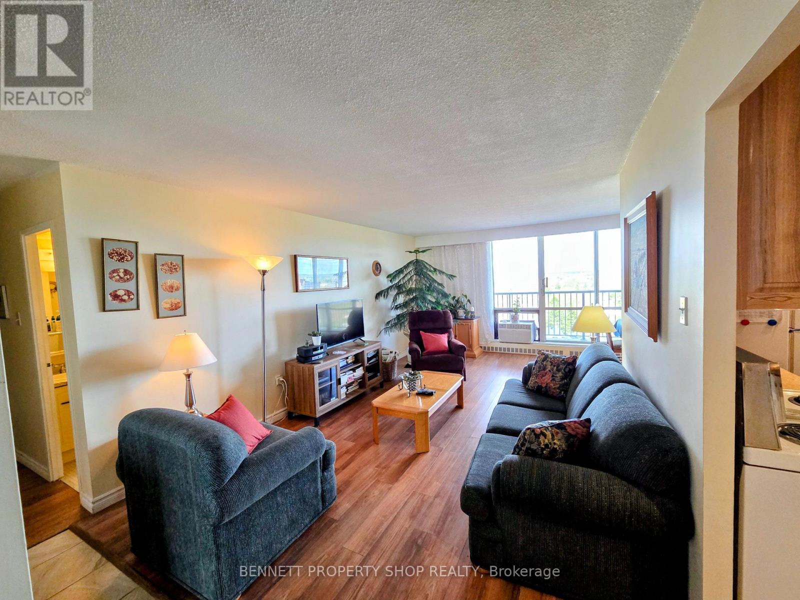 1007 - 2400 Virginia Drive, Ottawa, Ontario  K1H 8L3 - Photo 3 - X13113120
