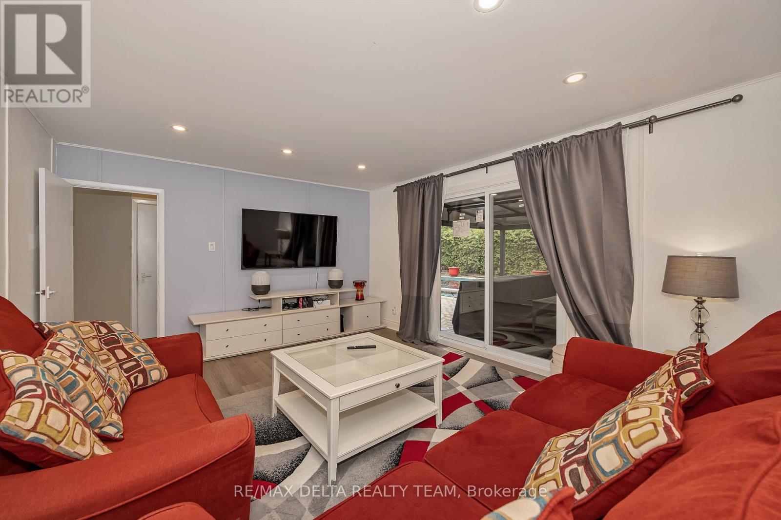 2350 Georgina Drive, Ottawa, Ontario  K2B 7M5 - Photo 20 - X13114332