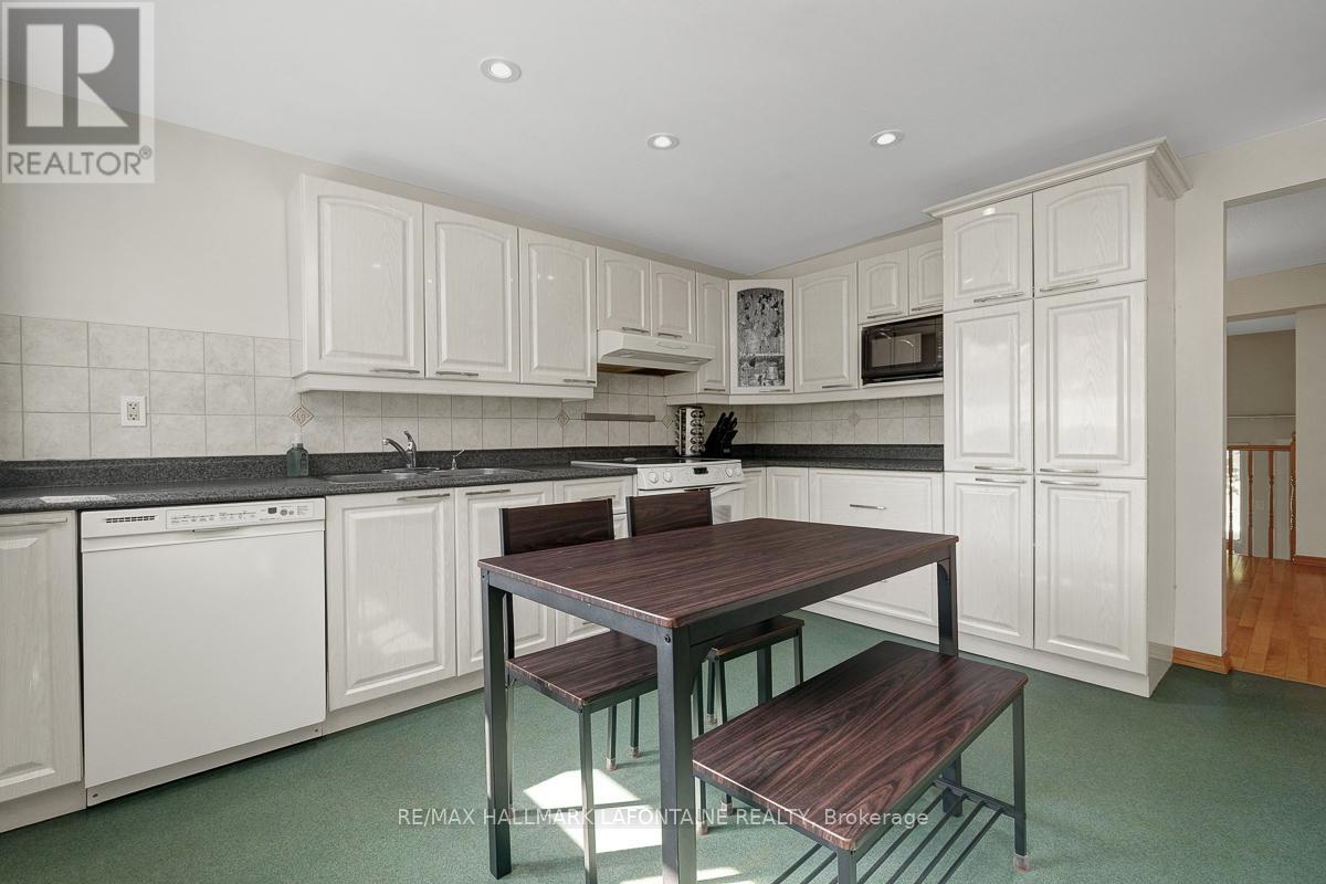 28 - 2 Bertona Street, Ottawa, Ontario  K2G 0W1 - Photo 16 - X13115098