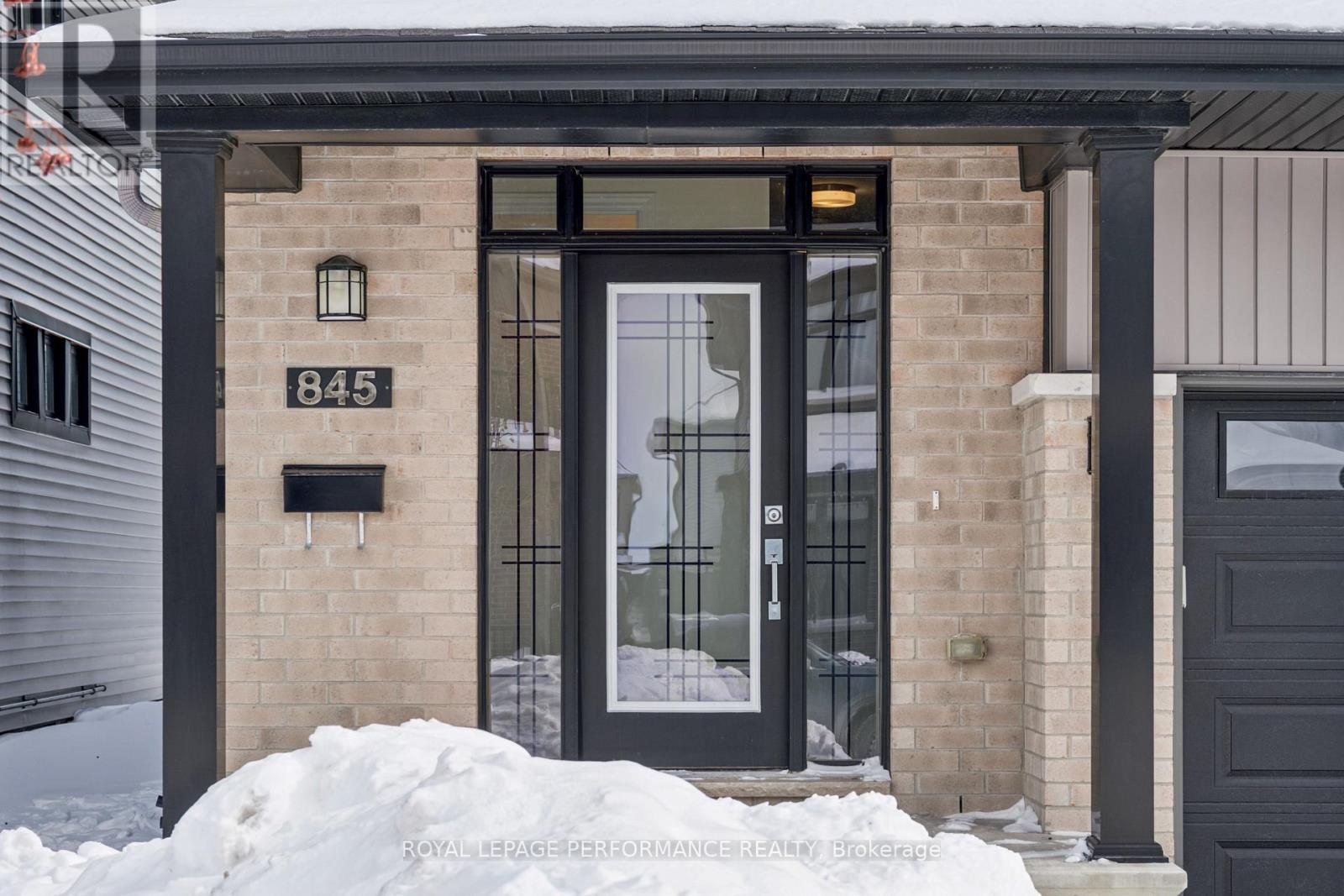 845 Snap Hook Crescent, Ottawa, Ontario  K2J 6V7 - Photo 3 - X13116126