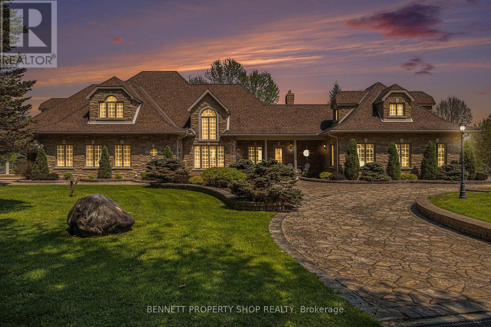 445 Balmer Bay Road, Laurentian Hills, Ontario  K0J 1P0 - Photo 43 - X13116352