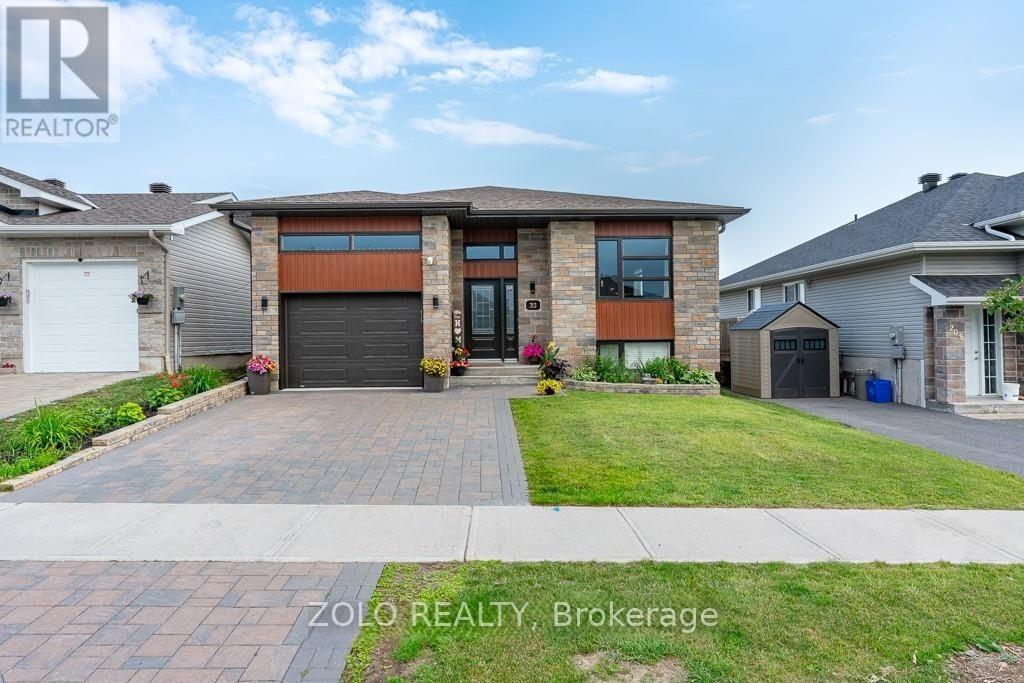 212 BELLWOOD DRIVE, Cornwall, Ontario