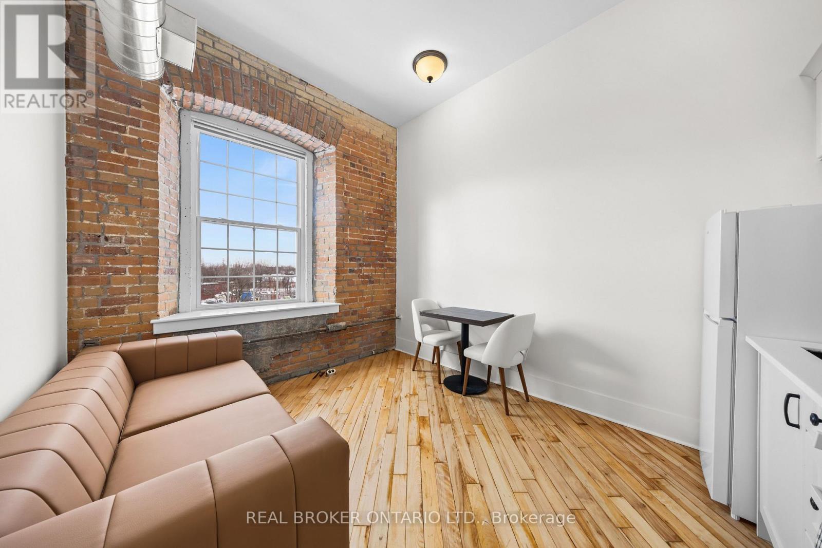 205 - 150 Mill Street, Carleton Place, Ontario  K7C 1T4 - Photo 3 - X13116494