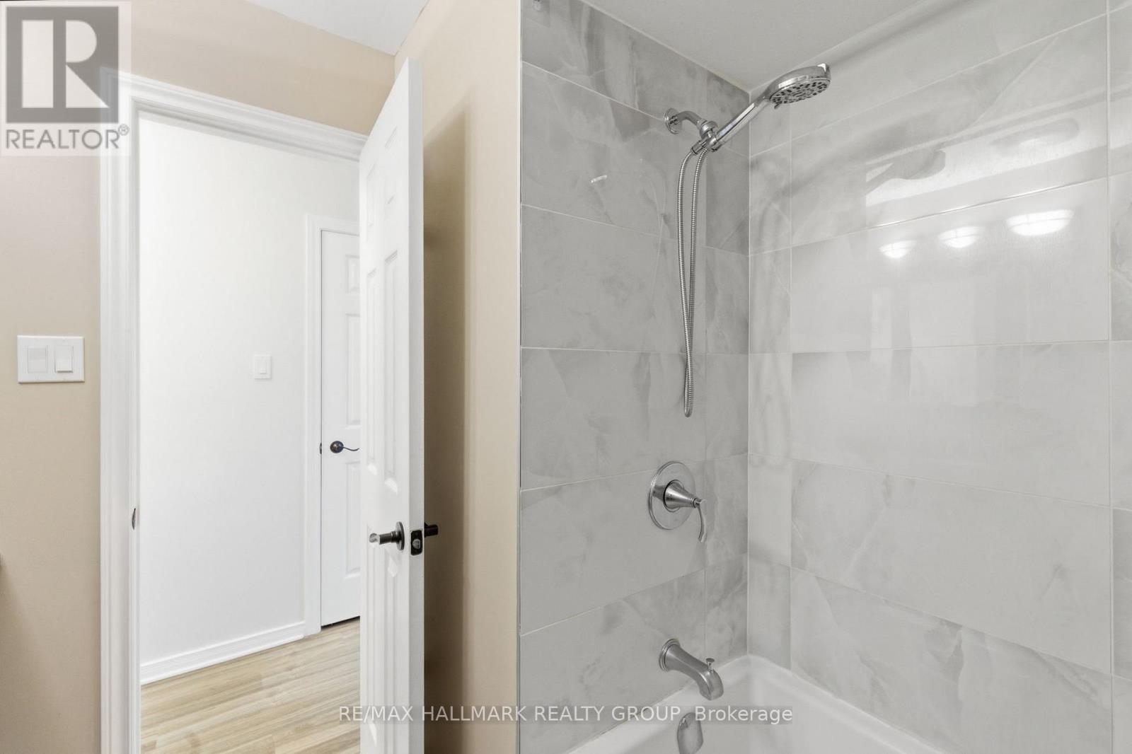 3 - 390 Briston Private, Ottawa, Ontario  K1G 5R3 - Photo 28 - X13116658