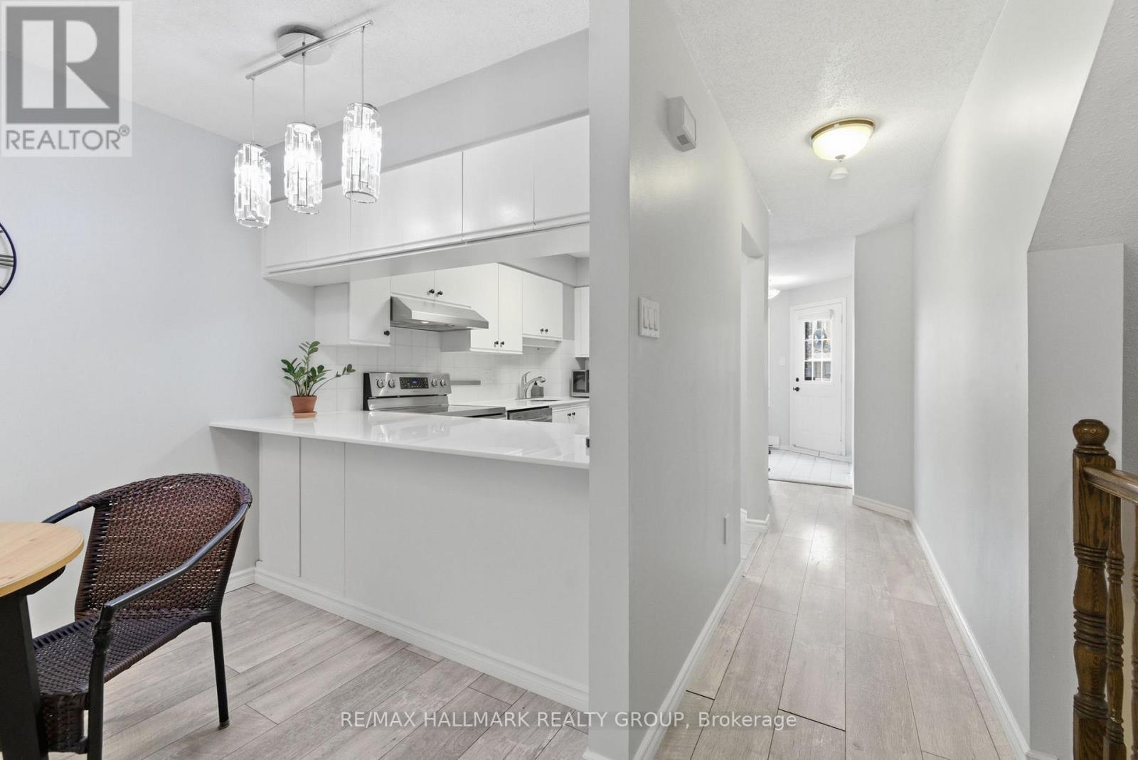 3 - 390 Briston Private, Ottawa, Ontario  K1G 5R3 - Photo 8 - X13116658