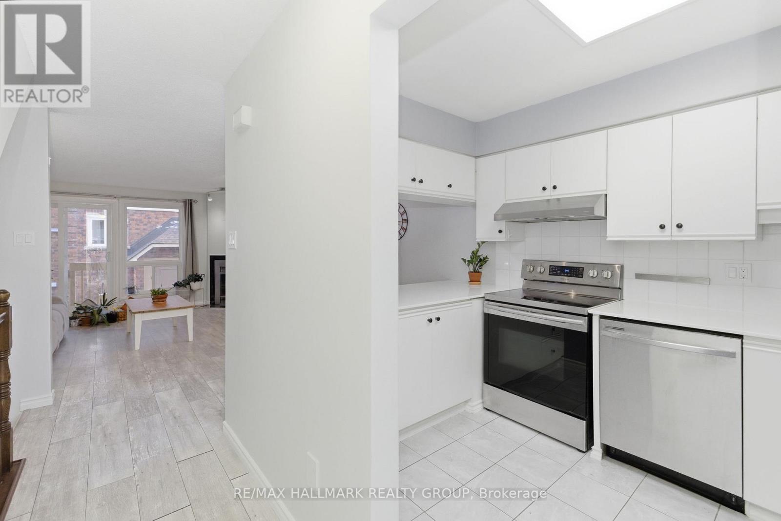 3 - 390 Briston Private, Ottawa, Ontario  K1G 5R3 - Photo 9 - X13116658