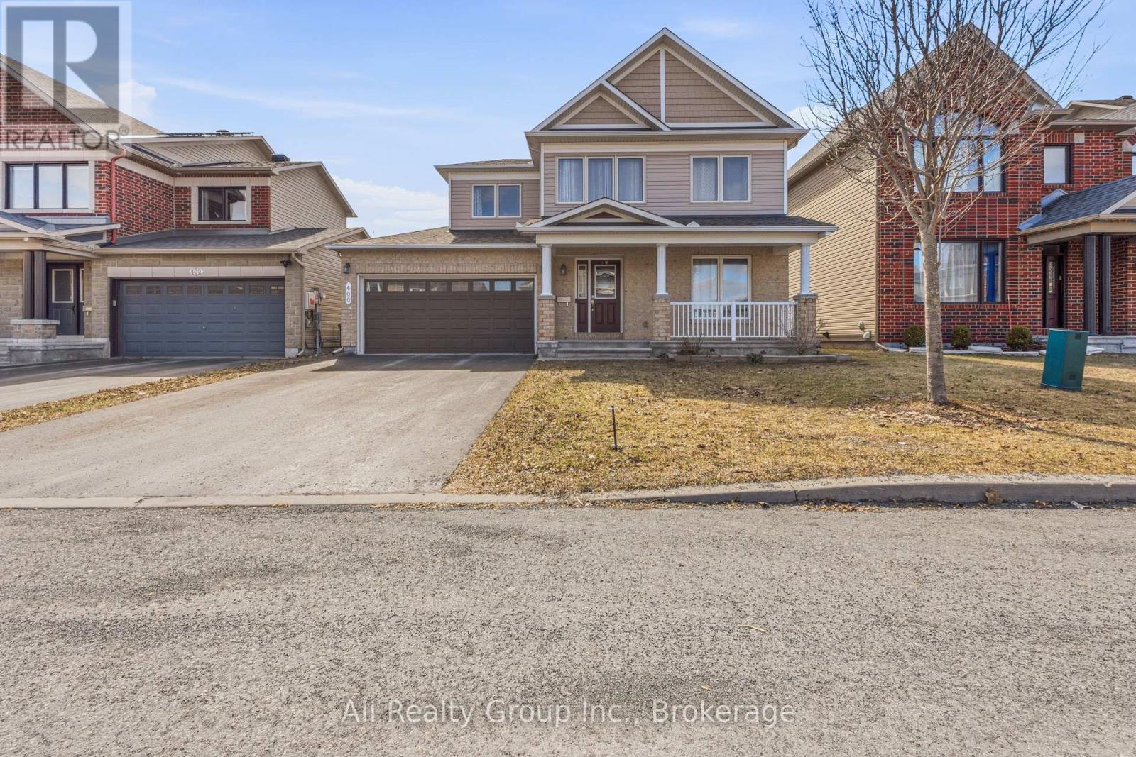 400 NESTLETON STREET, Ottawa, Ontario