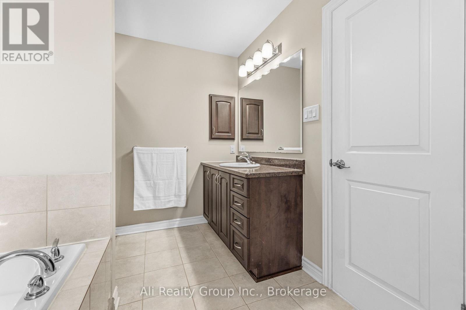 400 Nestleton Street, Ottawa, Ontario  K4A 0W2 - Photo 20 - X13116686