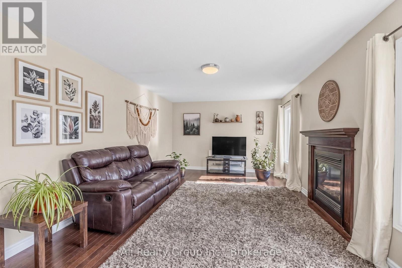 400 Nestleton Street, Ottawa, Ontario  K4A 0W2 - Photo 4 - X13116686