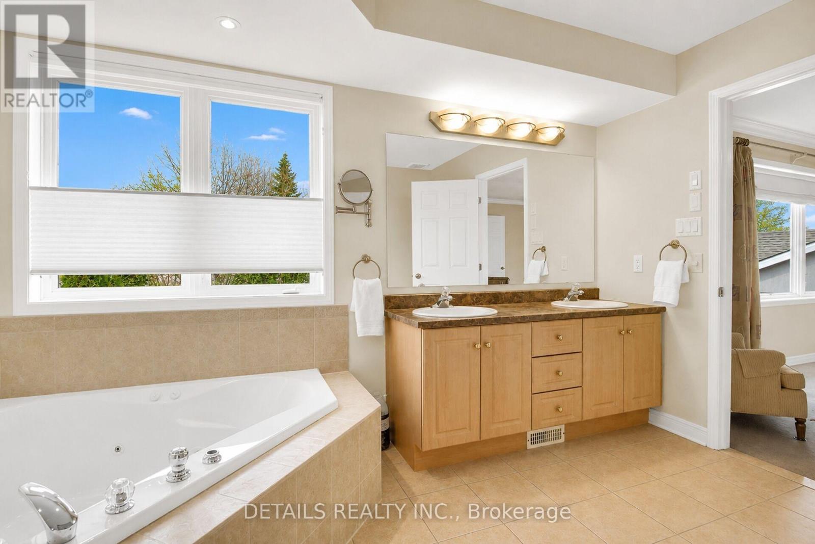 7 Stonecroft Terrace, Ottawa, Ontario  K2K 2V1 - Photo 24 - X13117360