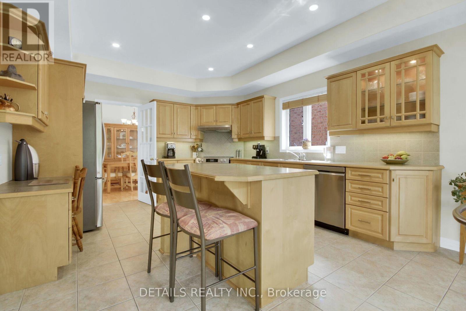 7 Stonecroft Terrace, Ottawa, Ontario  K2K 2V1 - Photo 9 - X13117360