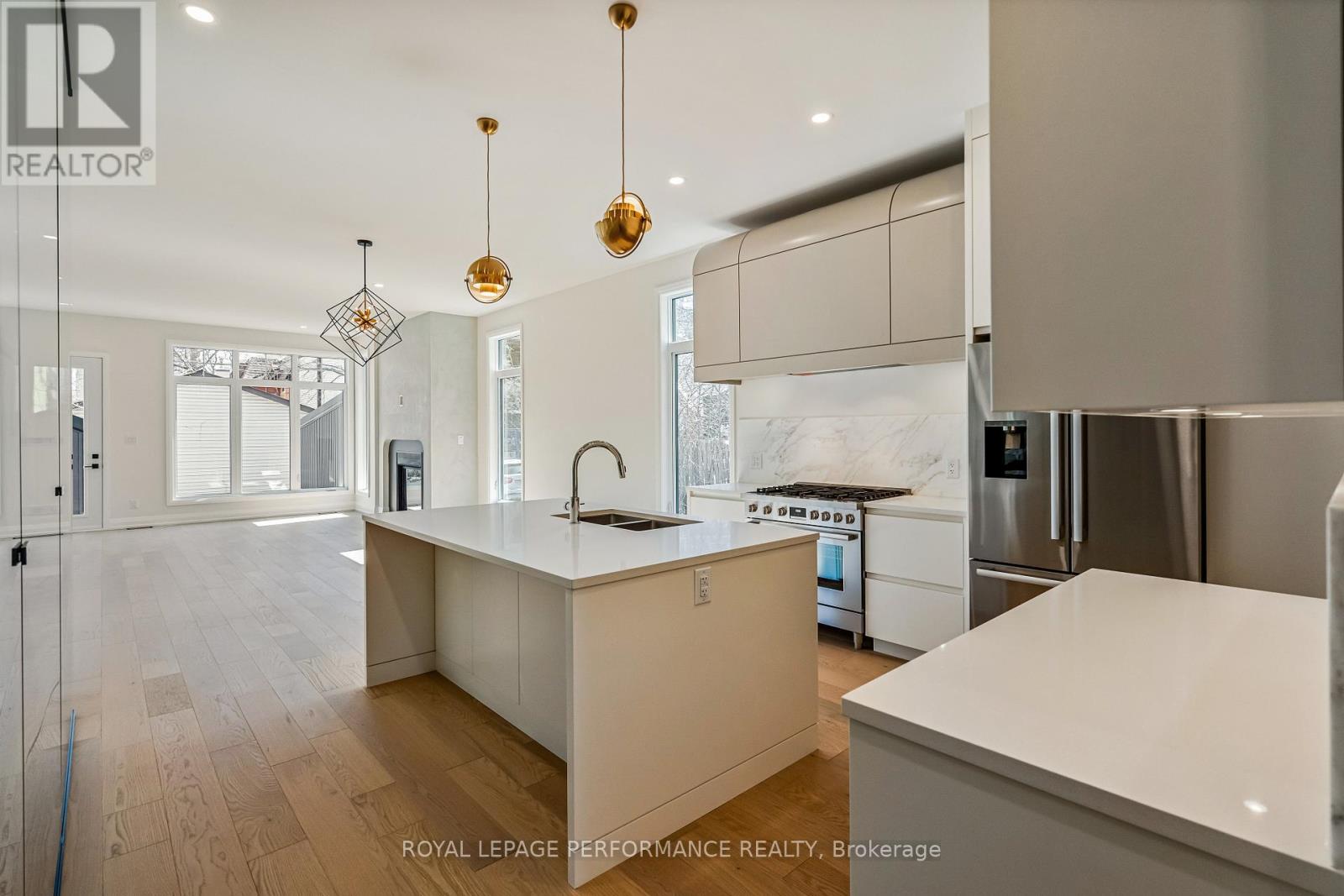 31 Commanda Way, Ottawa, Ontario  K1M 1G1 - Photo 3 - X13117404