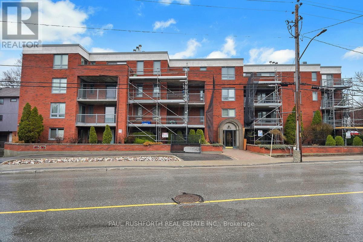 202 - 939 NORTH RIVER ROAD, Ottawa, Ontario