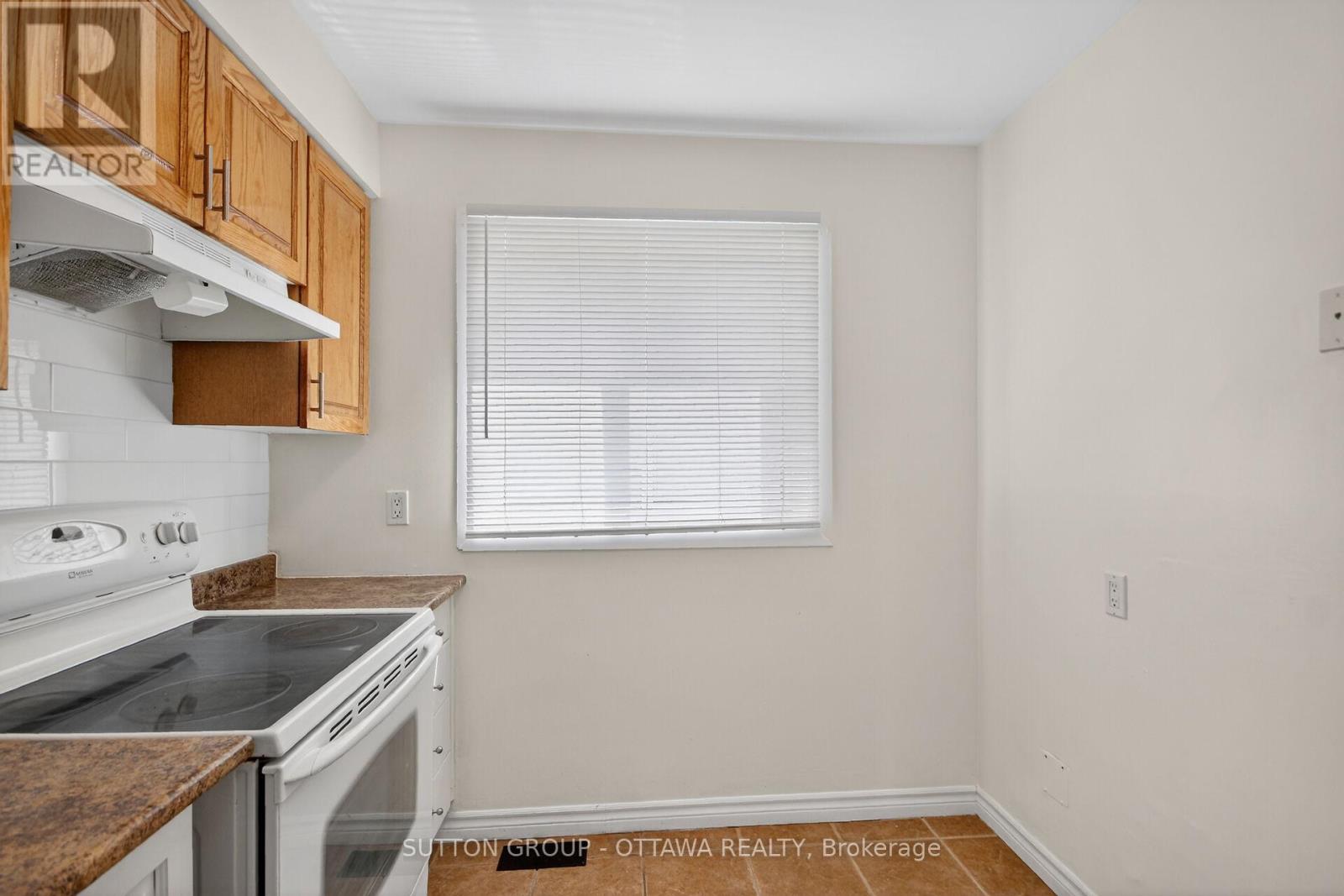 79 - 35d Woodvale Green, Ottawa, Ontario  K2G 4H3 - Photo 11 - X13117996