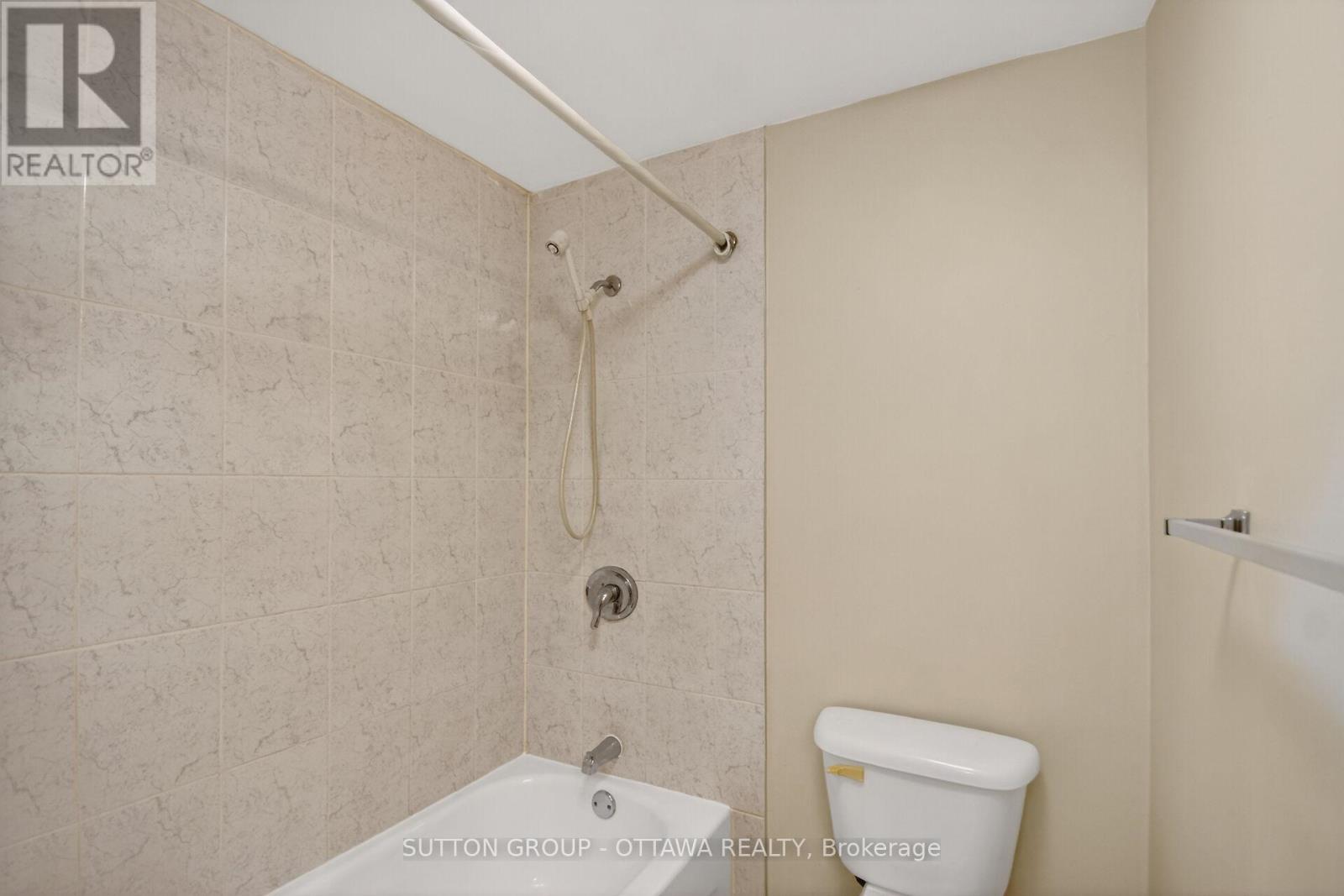 79 - 35d Woodvale Green, Ottawa, Ontario  K2G 4H3 - Photo 30 - X13117996